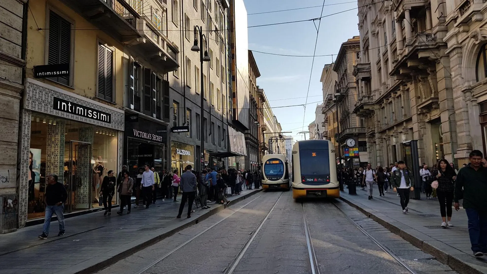 Retreat In The Heart Of Milan - Duomo 아파트