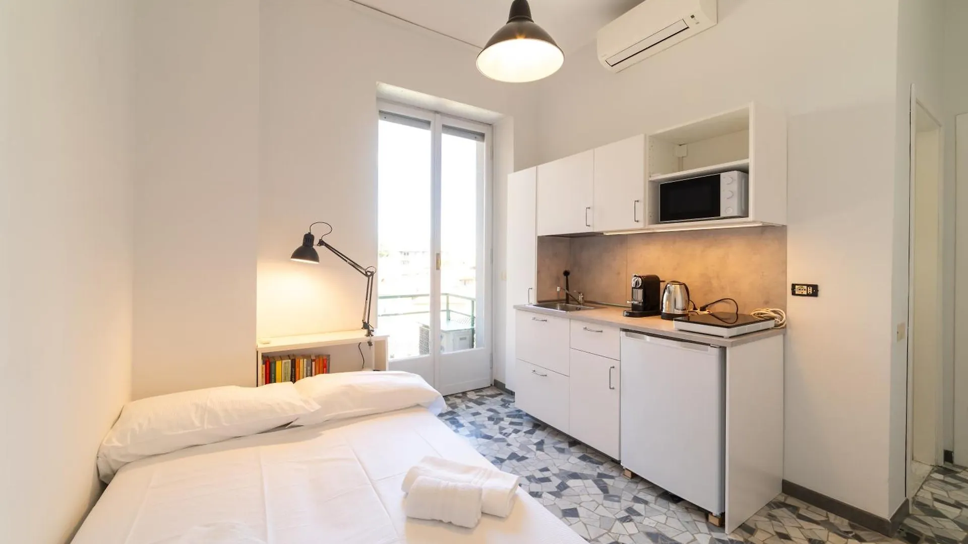 Retreat In The Heart Of Milan - Duomo Apartment Italy